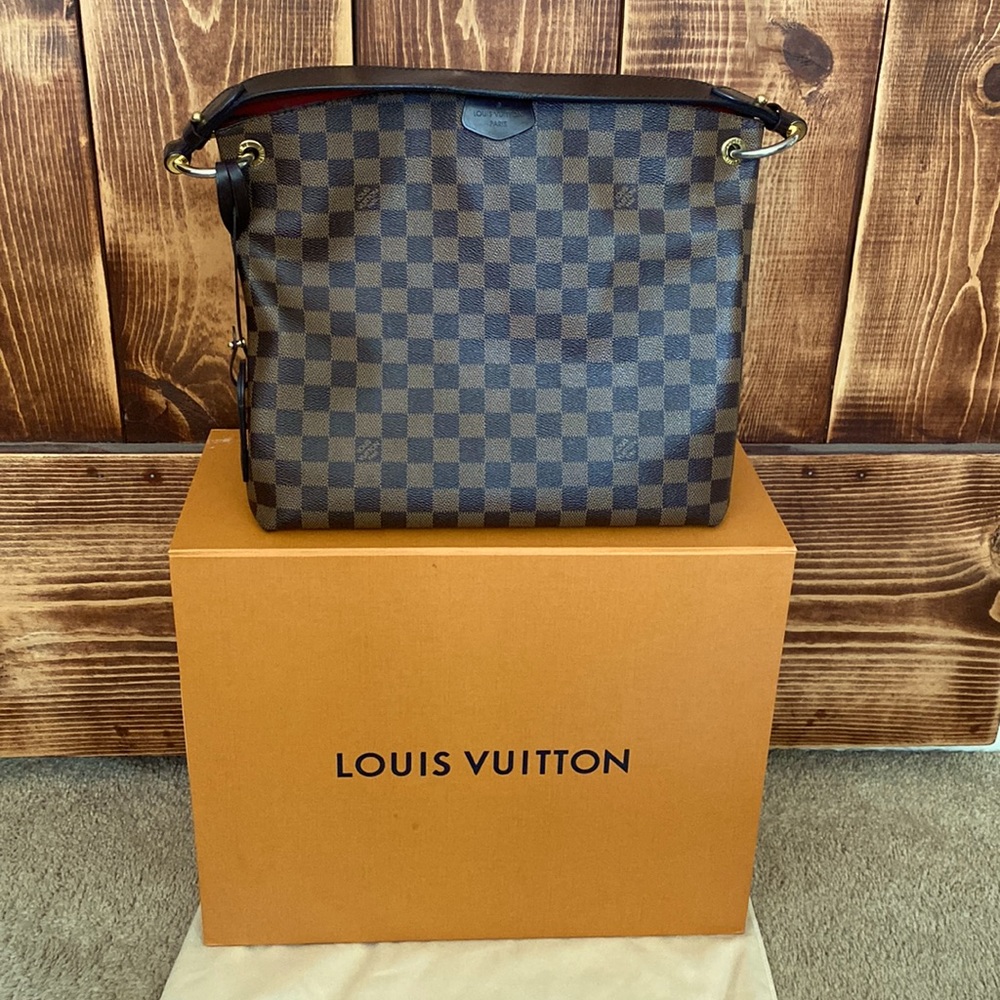 Louis Vuitton “The Graceful PM” purse